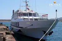 Kapal penumpang untuk dijual