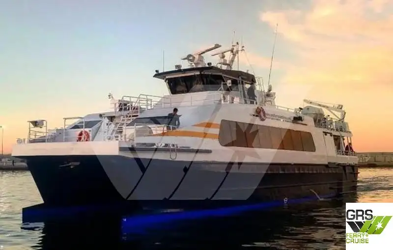 Kapal pelayaran untuk dijual