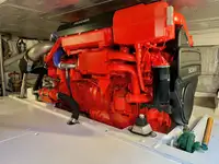 Kapal pelayaran untuk dijual