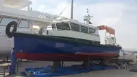 Kapal anak kapal untuk dijual