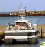 Kapal anak kapal untuk dijual
