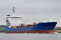 Oil/Chemical tanker untuk jualan