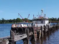 Kapal rondaan untuk dijual