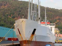 Kapal peti sejuk untuk dijual