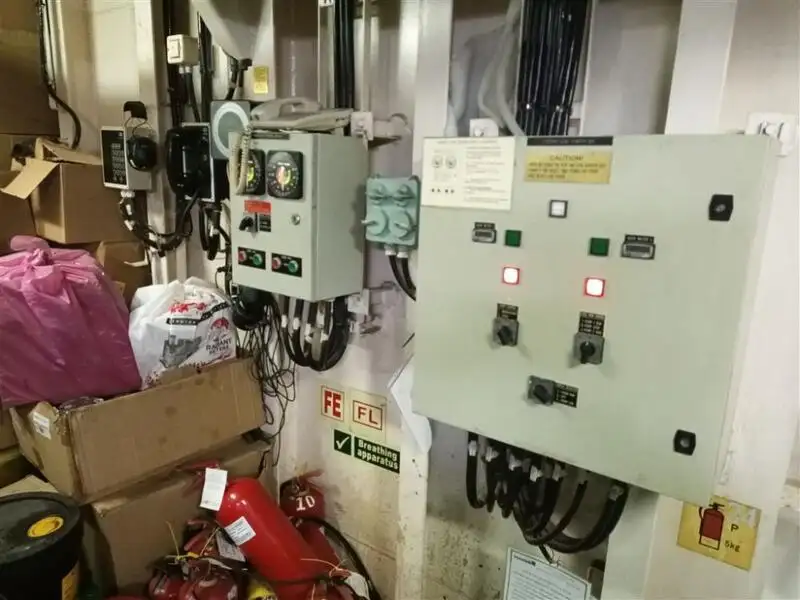 Kapal tunda untuk dijual