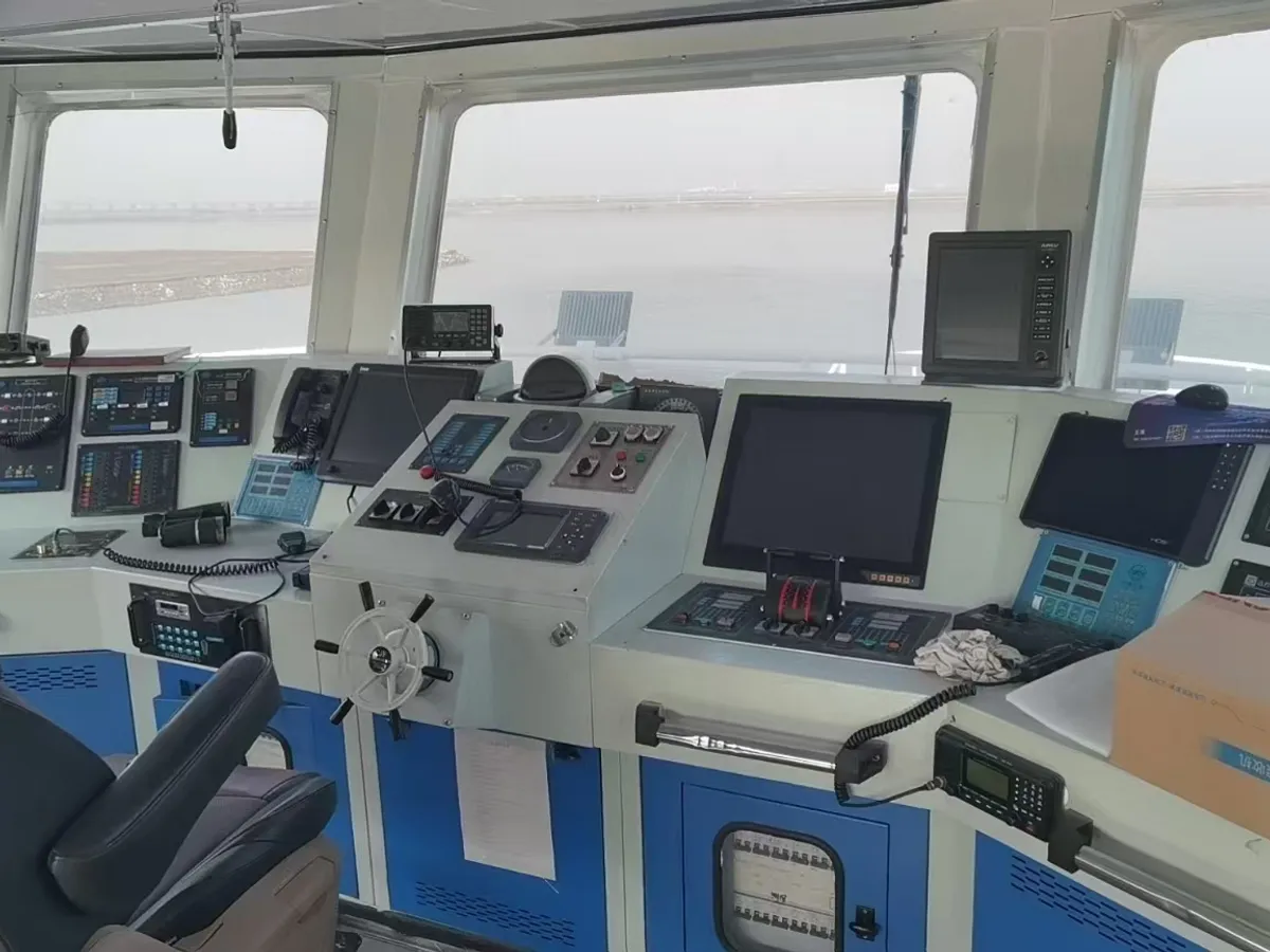 Kapal penyelidik untuk dijual