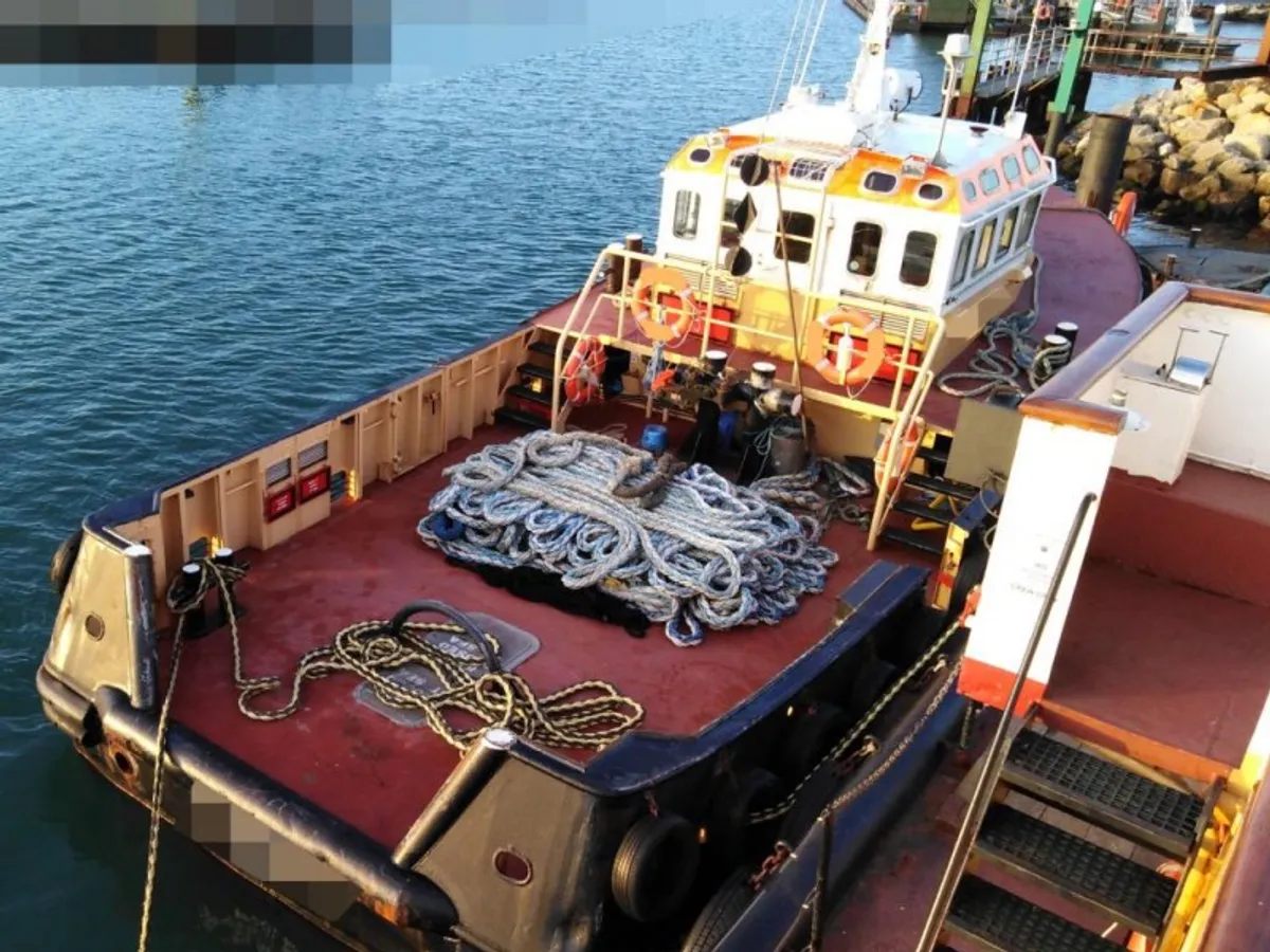 Kapal tunda untuk dijual