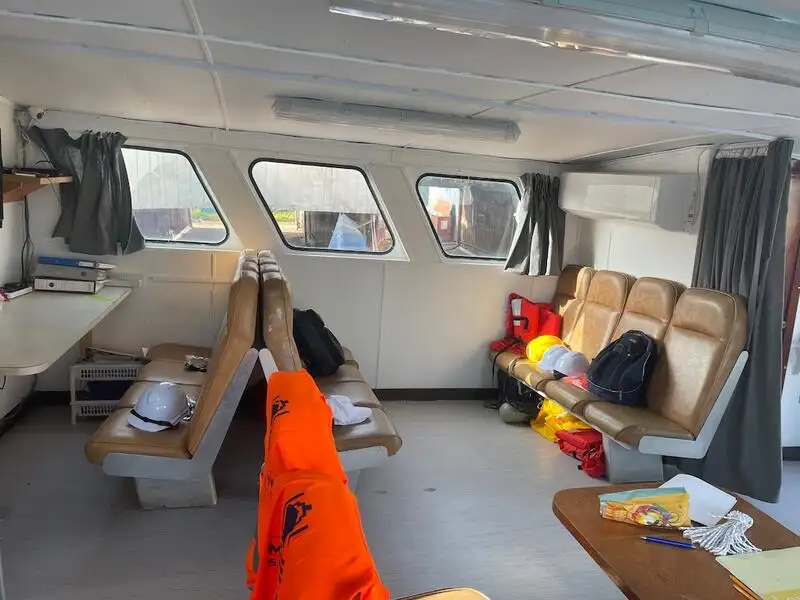 Kapal kontena untuk dijual