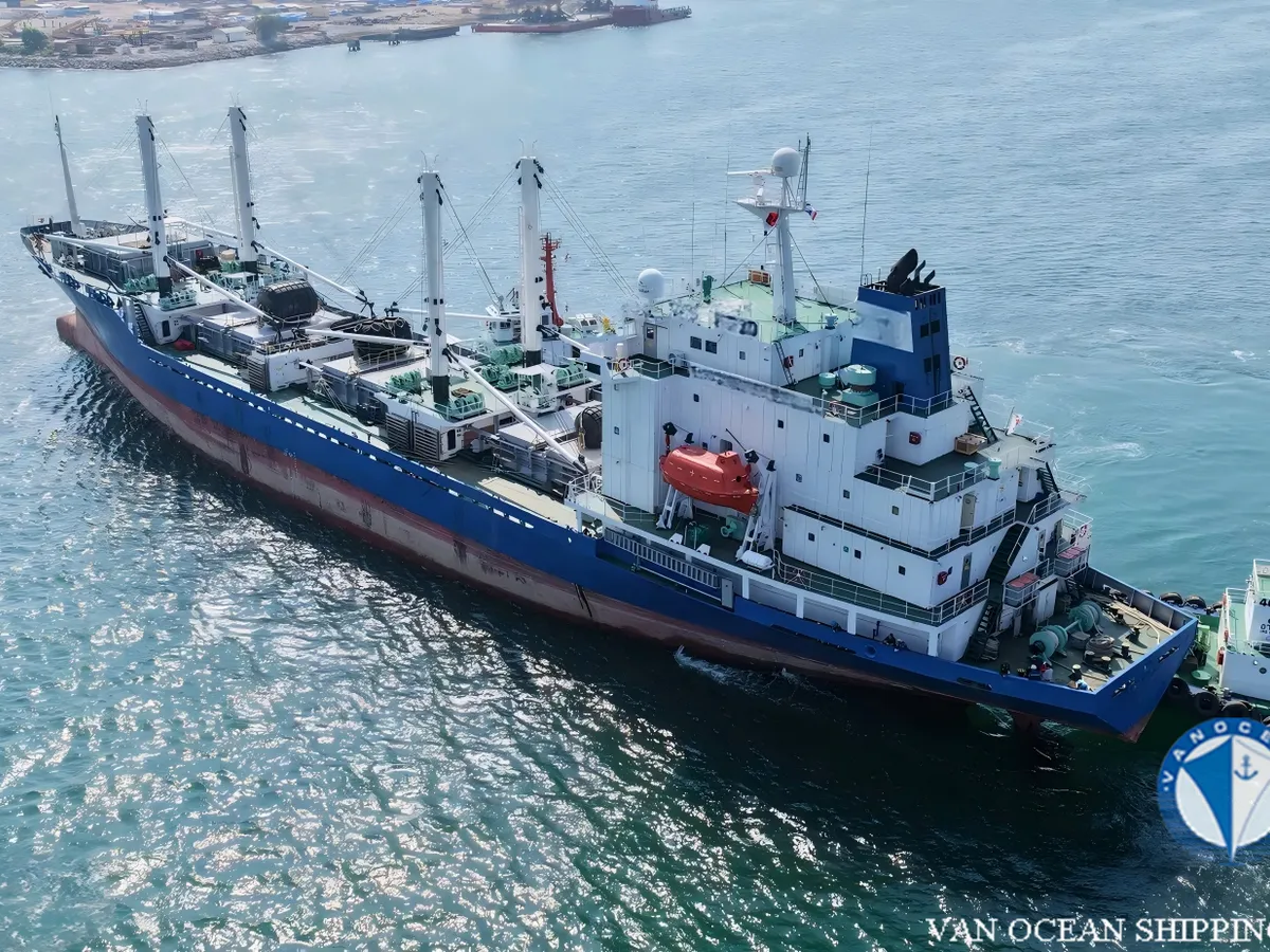 Kapal peti sejuk untuk dijual