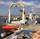 Kapal kerja untuk dijual