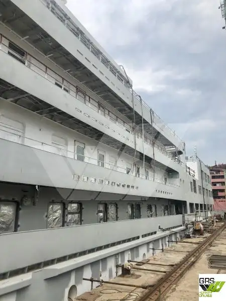 Kapal pelayaran untuk dijual