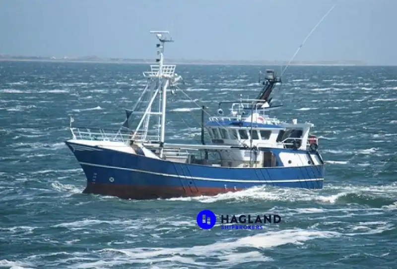 Kapal pukat tunda untuk dijual