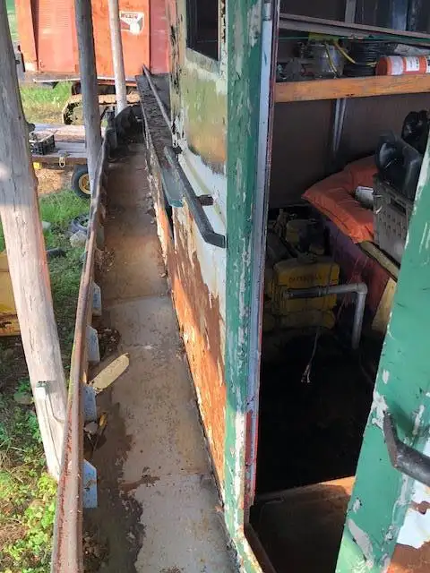 Kapal tunda untuk dijual