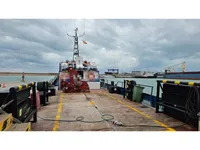 Kapal anak kapal untuk dijual