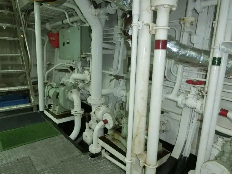 Kapal rondaan untuk dijual