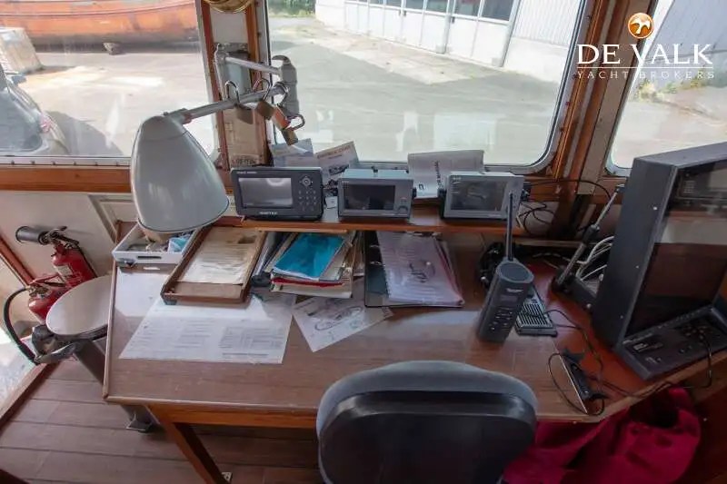 Kapal rondaan untuk dijual