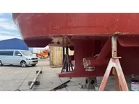Kapal tinjauan untuk dijual
