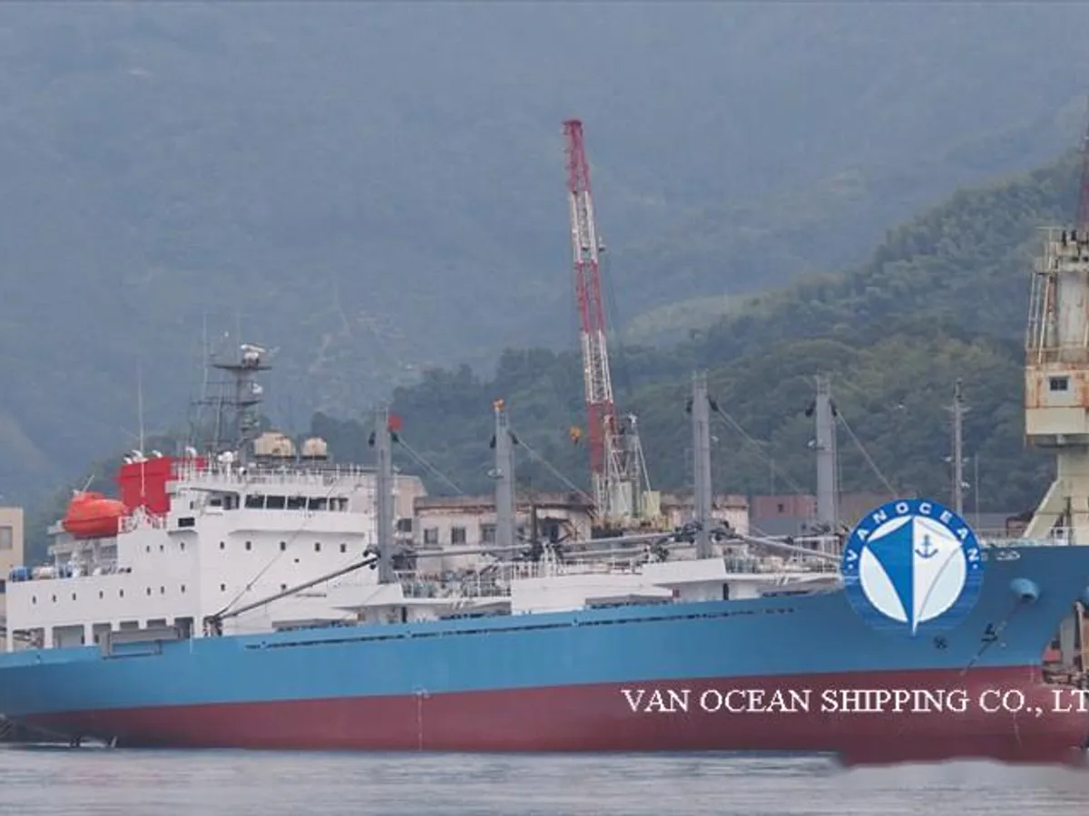 Kapal peti sejuk untuk dijual