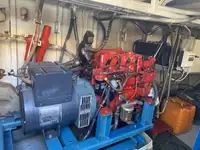 Kapal kerja untuk dijual
