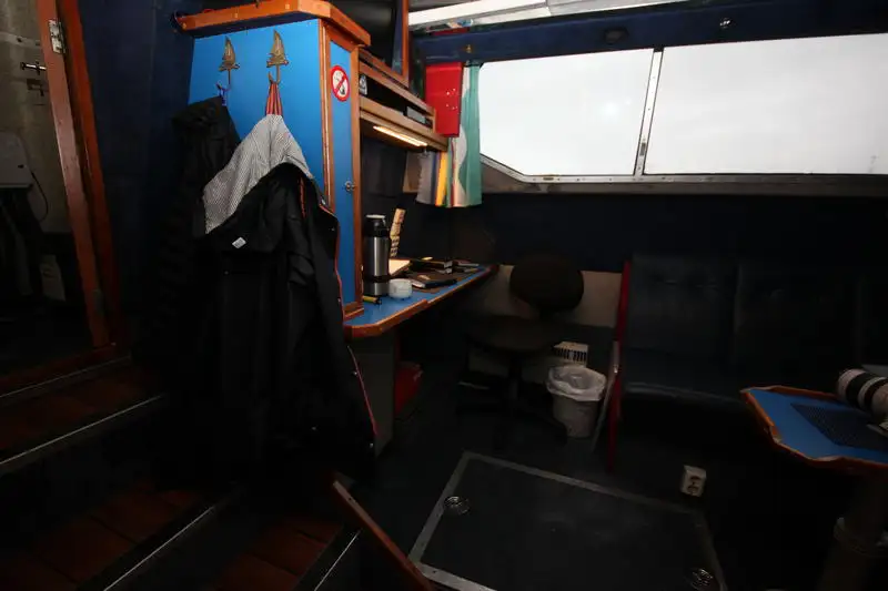 Kapal rondaan untuk dijual