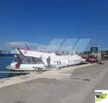 Kapal penumpang untuk dijual