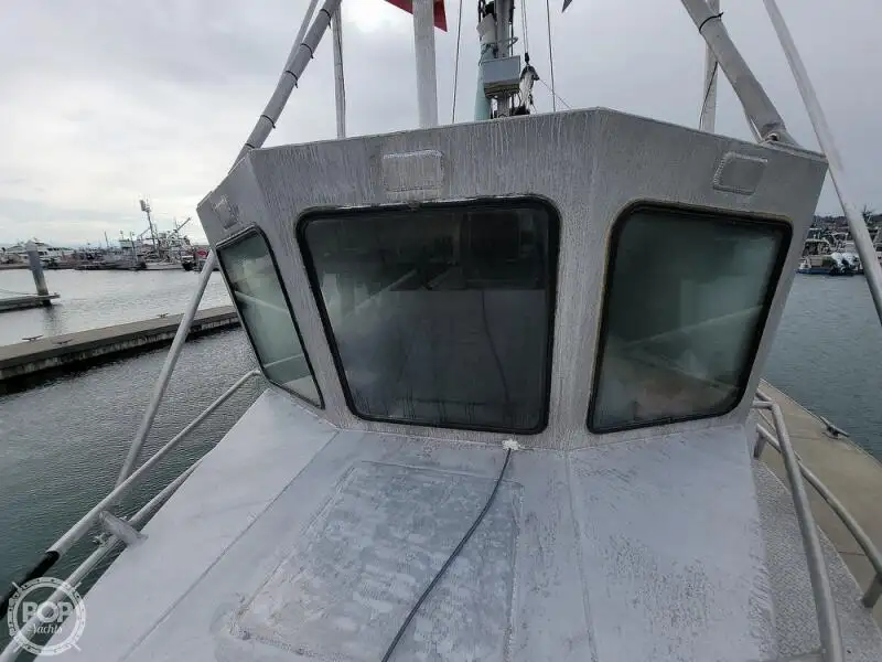 Kapal penyelamat untuk dijual