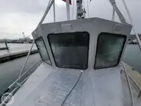 Kapal penyelamat untuk dijual