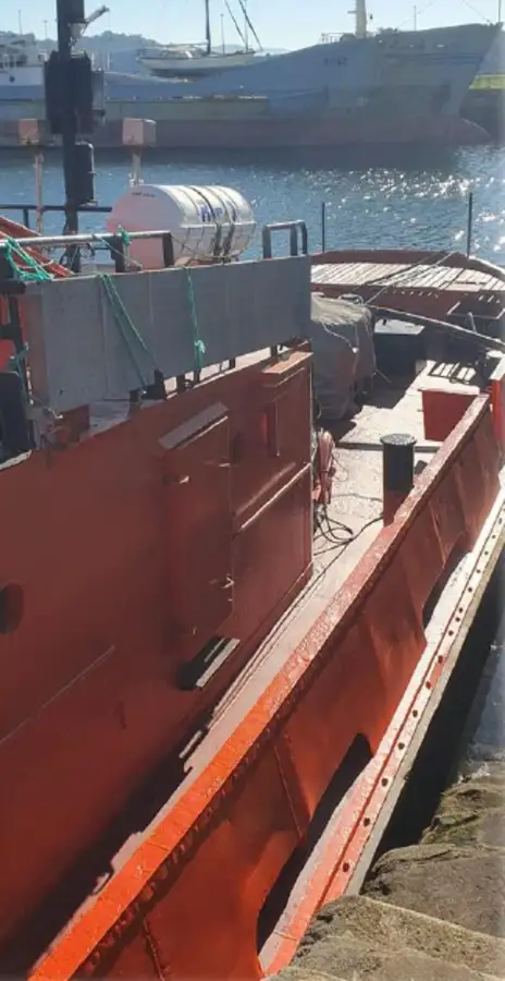 Kapal tunda untuk dijual