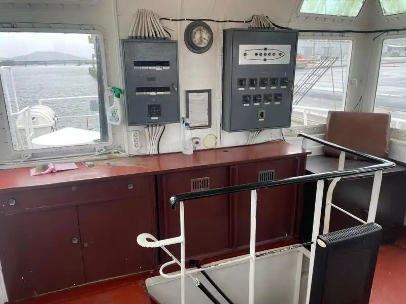 Kapal tunda untuk dijual