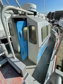 Kapal LNG untuk dijual