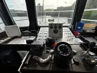 Kapal kerja untuk dijual
