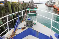 Kapal LNG untuk dijual
