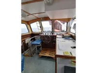 Kapal anak kapal untuk dijual