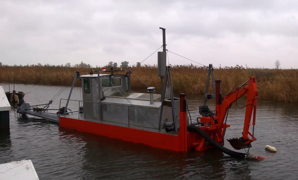 Kapal pengorek untuk dijual