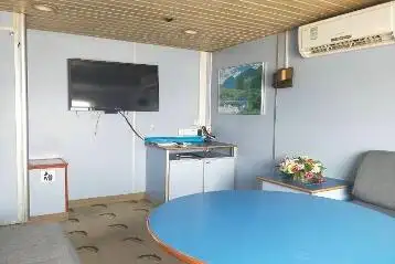 Kapal pelayaran untuk dijual