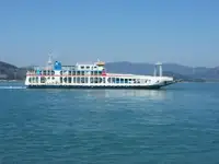 Kapal feri untuk jualan