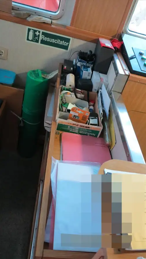 Kapal layar untuk dijual