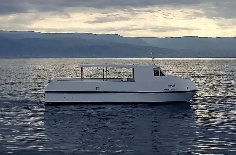 Kapal penumpang untuk dijual