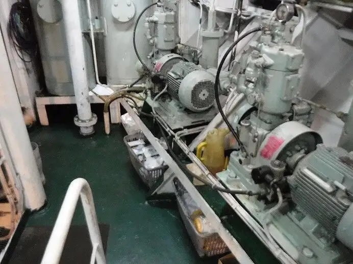 Kapal pengangkut pukal untuk dijual