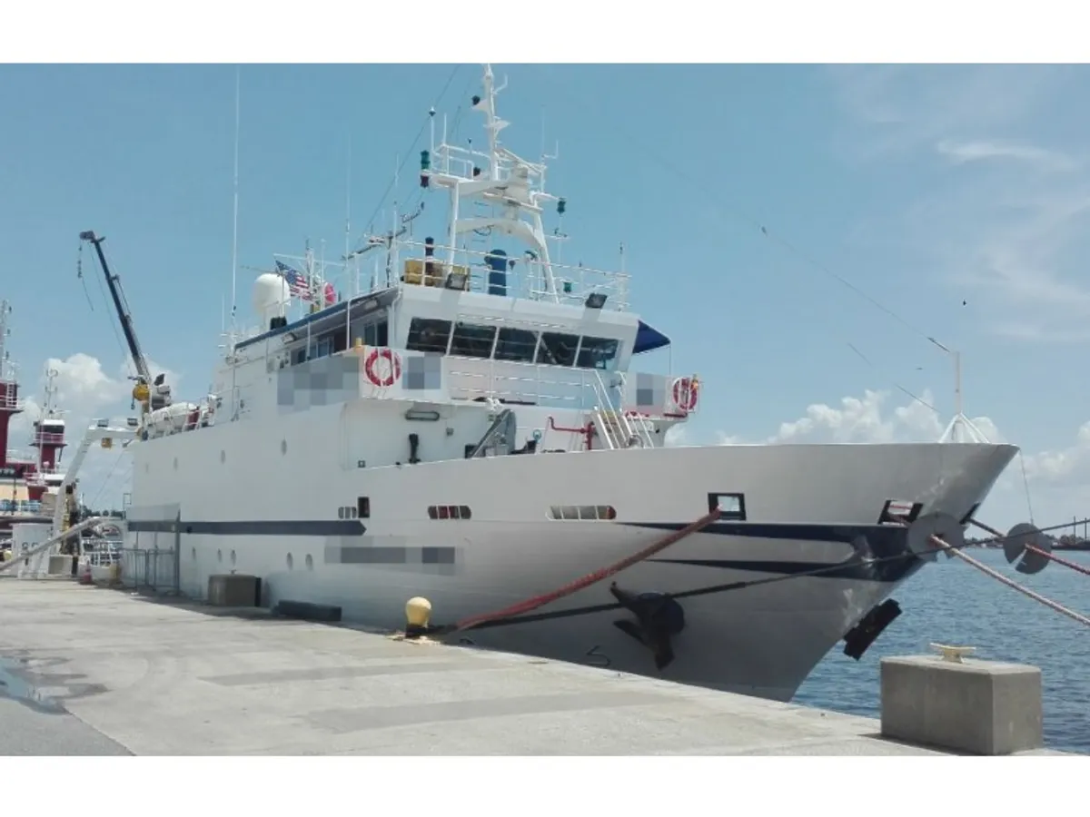 Kapal penyelidik untuk dijual