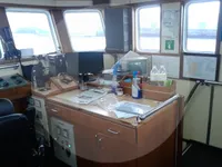 Kapal memancing untuk dijual