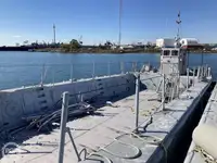 Kapal pendaratan, tangki untuk dijual