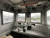 Kapal rondaan untuk dijual