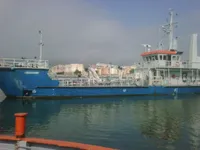 Kapal kerja untuk dijual