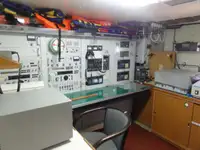 Kapal bekalan untuk dijual