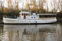 Kapal feri untuk dijual