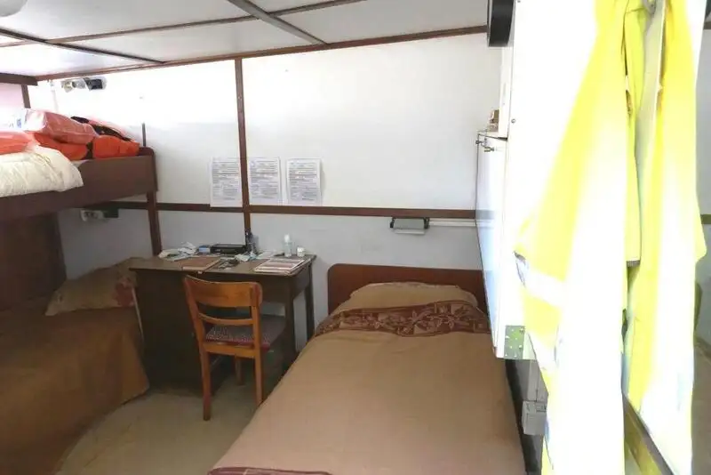 Kapal kren untuk dijual