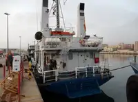 Kapal kerja untuk dijual