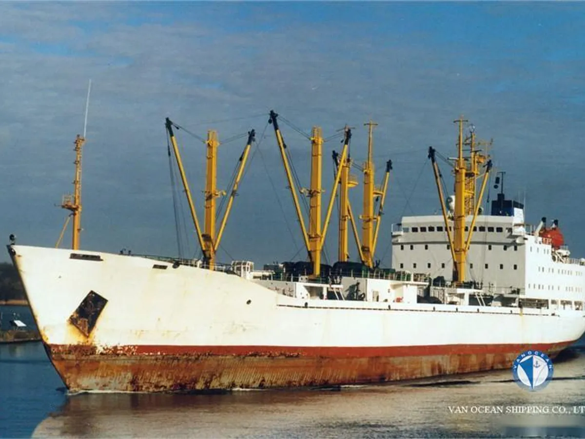 Kapal peti sejuk untuk dijual