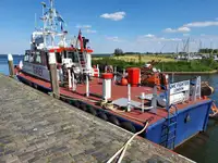 Kapal rondaan untuk dijual